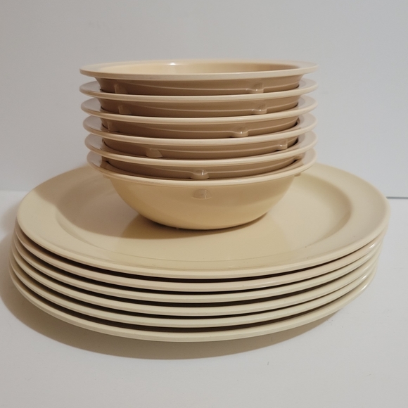 Set of 12 Adcraft Restaurant ware Melamine Bowls and Plates - Picture 3 of 6